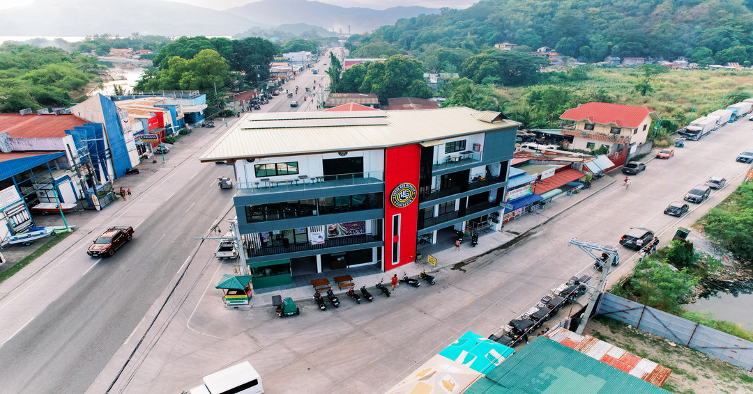 THE ULTIMATE TRAINING GROUND